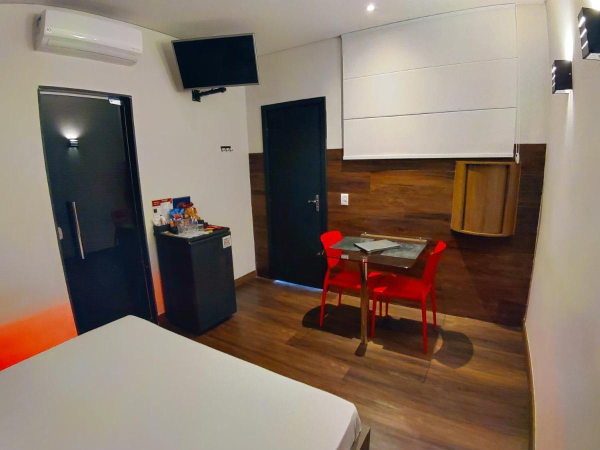 Motel Caribe 贝洛哈里桑塔 外观 照片